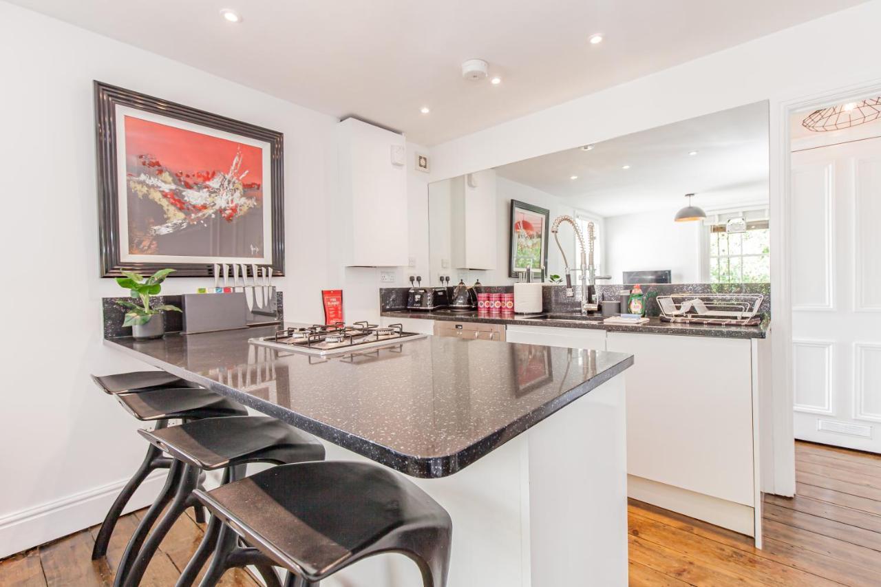 Outstandingly Beautiful Apartment With Parking Oxford Exterior foto